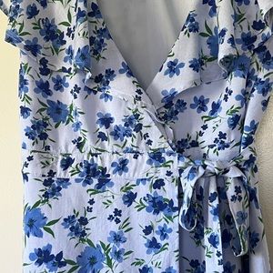 Gianni Bini GB floral dress